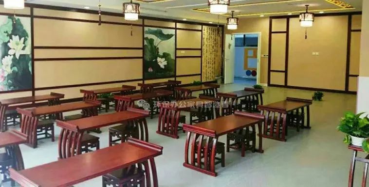 國(guó)學(xué)教室家具、國(guó)學(xué)桌、仿古書(shū)畫(huà)桌、馬鞍桌圖片